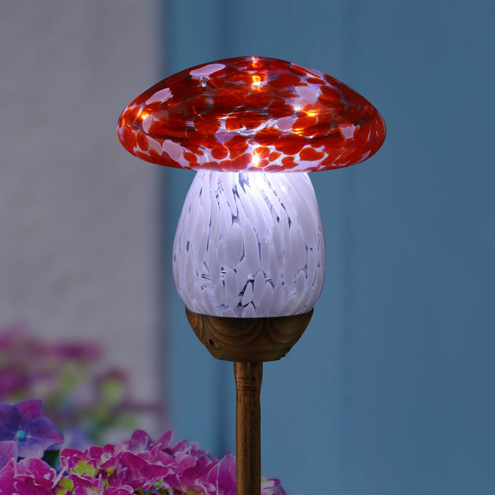 Solar Red Glass Mushroom Stake, 4.5 x 18 Inches